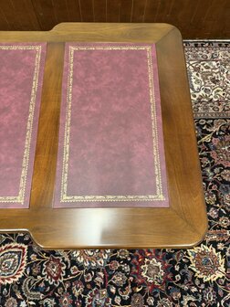 Nieuw-Klassiek-Engels-Antiek-Oud-Chesterfiel-Bureau-Desk-Partnerdesk-met-Rode-Lederen-Inleg