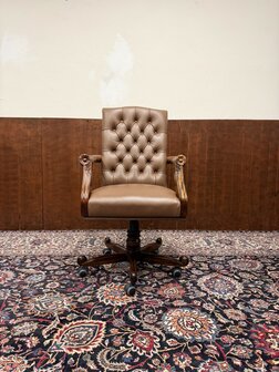 Klassiek-Oud-Antiek-Engels-Chesterfield-Bruin-Lederen-President-Chair-Bureaustoel