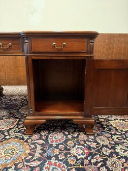 Klassiek-Oud-Antiek-Engels-Chesterfield-Bureau-Bureel-Desk-Partnerdesk-Mahonie-Groen-Leder-14