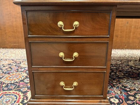 Klassiek-Oud-Antiek-Engels-Chesterfield-Vintage-Bureau-Bureel-Desk-Partnerdesk-Mahonie-Groen-Leder-11