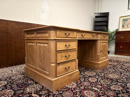 Klassiek-Engels-Antiek-Oud-Chesterfield-Vintage-Bureau-Desk-Teakhout-met-Bruin-Leder-Ingelegd