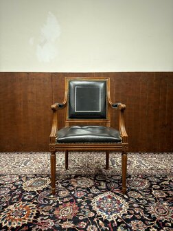 Klassiek-Engels-Antiek-Oud-Chesterfield-Vintage-Bureaustoel-Chair-Zwart-Leder