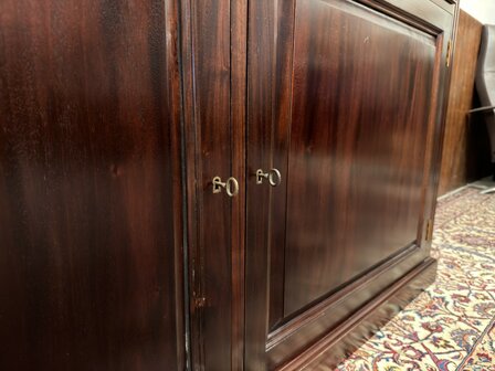 Klassiek-Oud-Antiek-Engels-Antiek-Vintage-Chesterfield-Kantoorkast-Dressoir