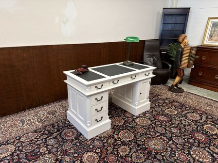 Klassiek-Oud-Antiek-Engels-Antiek-Vintage-Chesterfield-Wit-Bureau-Desk-Partnerdesk-Zwart-Leder