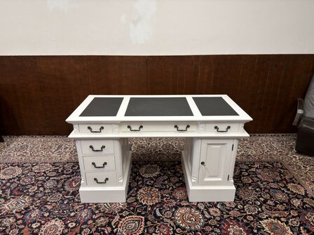 Klassiek-Oud-Antiek-Engels-Antiek-Vintage-Chesterfield-Wit-Bureau-Desk-Partnerdesk-Zwart-Leder
