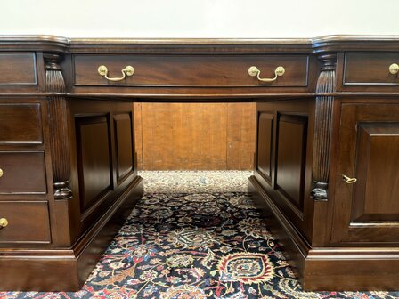Klassiek-Oud-Antiek-Engels-Antiek-Vintage-Chesterfield-Bureau-Desk-Partnerdesk-Groen-Leder