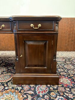 Klassiek-Oud-Antiek-Engels-Antiek-Vintage-Chesterfield-Bureau-Desk-Partnerdesk-Groen-Leder