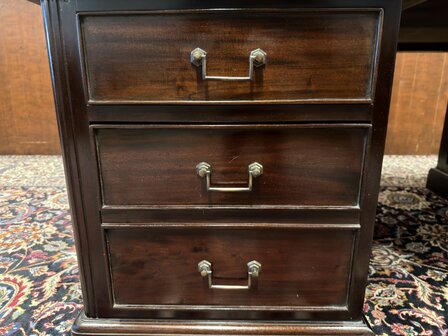 Klassiek-Oud-Antiek-Engels-Antiek-Vintage-Chesterfield-Bureau-Desk-Partnerdesk-Bruin-Leder