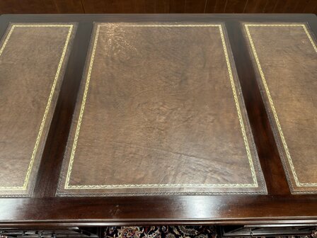 Klassiek-Oud-Antiek-Engels-Antiek-Vintage-Chesterfield-Bureau-Desk-Partnerdesk-Bruin-Leder