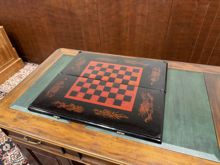 Antieke-Chinese-schaak-set-backgammon-met-inlegwerk-1