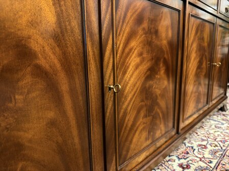 Klassiek-Antiek-Oud-Engels-Chesterfield-Set-Vintage-Heldense-Exclusive-Kantoorkast-Kantoor-Kast-Dressoir