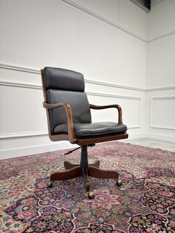 Klassiek-Antiek-Oud-Engels-Chesterfield-Set-Vintage-Heldense-Exclusive-Bureaustoel-President-Chair-Zwart