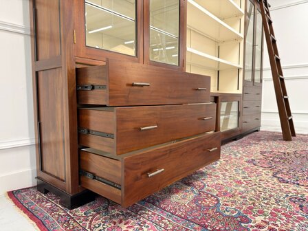 Klassiek-Antiek-Oud-Engels-Chesterfield-Vintage-Art-Deco-Boekenkast-Bibliotheekkast-Kast-met-Ladder-Trap