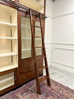 Klassiek-Antiek-Oud-Engels-Chesterfield-Vintage-Art-Deco-Boekenkast-Bibliotheekkast-Kast-met-Ladder-Trap