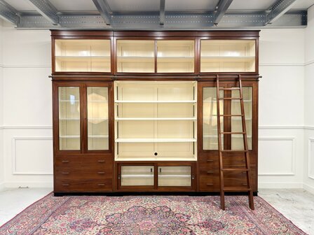 Klassiek-Antiek-Oud-Engels-Chesterfield-Vintage-Art-Deco-Boekenkast-Bibliotheekkast-Kast-met-Ladder-Trap