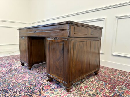 Klassiek-Engels-Oud-Antiek-Vintage-Chesterfield-Mahonie-Bureau-Desk-Zwart-Leder