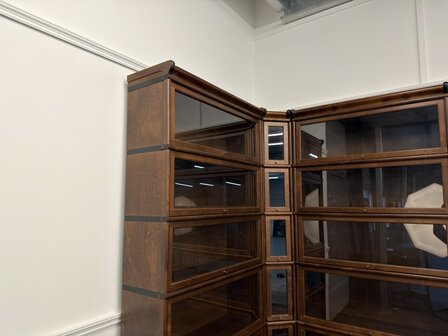 Klassiek-Engels-Oud-Antiek-Vintage-Chesterfield-Globe-Wernicke-Stijl-Boekenkast-Hoekkast-Bibliotheekkast