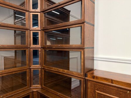 Klassiek-Engels-Oud-Antiek-Vintage-Chesterfield-Globe-Wernicke-Stijl-Boekenkast-Hoekkast-Bibliotheekkast