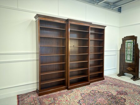 Klassiek-Engels-Antiek-Oud-Vintage-Chesterfield-Heldense-Exclusive-Boekenkast-Bibliotheekkast-Kast