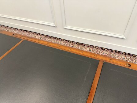 Klassiek-Engels-Antiek-Oud-Chesterfield-Vintage-Italiaans-Assi-D'Asolo-Bureau-Desk-Partnerdesk-Kersenhout-Zwart-Leder-In