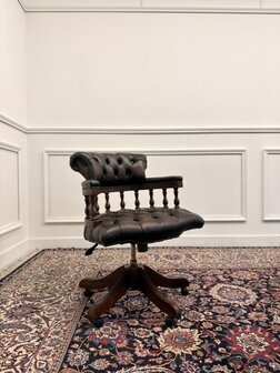 Klassiek-Engels-Antiek-Oud-Chesterfield-Vintage-Bureaustoel-President-Chair-Oxblood-Rood-Leder