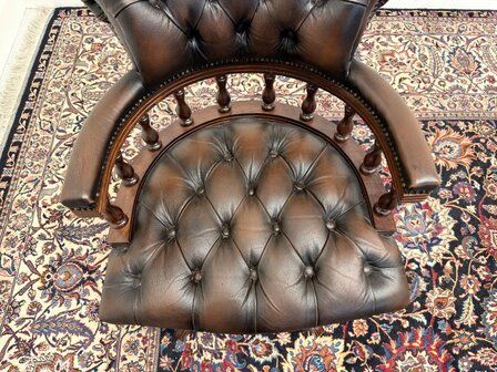 Klassiek-Engels-Antiek-Oud-Chesterfield-Vintage-Bureaustoel-President-Chair-Oxblood-Rood-Leder