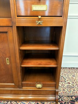 Klassiek-Italiaans-Antiek-Oud-Vintage-Assi-D'asolo-Boekenkast-Bibliotheekkast-Kast