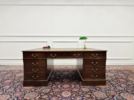Klassiek-Engels-Antiek-Oud-Vintage-Chesterfield-Bureau-Desk-Partnerdesk-Olijf-Groen-Leder