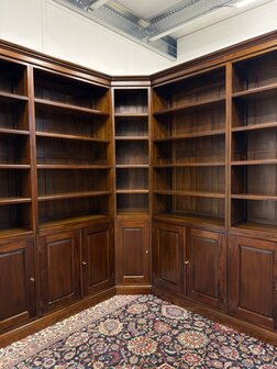 Klassiek-Antiek-Oud-Engels-Vintage-Chesterfield-Mahonie-Boekenkast-Hoekkast-Kast