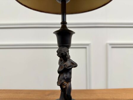 Klassieke-Antieke-imperio-tafellamp-met-putti-engel-4