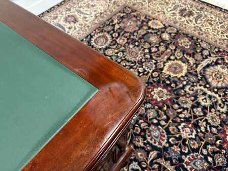 Klassiek-Engels-Antiek-Oud-Vintage-Chesterfield-Bureau-Desk-Partnerdesk-Groen-Leder-Ingelegd