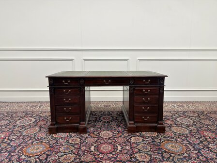 Klassiek-Engels-Antiek-Oud-Vintage-Chesterfield-Bureau-Desk-Groen-Leder-Ingelegd