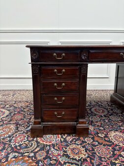 Klassiek-Engels-Antiek-Oud-Vintage-Chesterfield-Bureau-Desk-Groen-Leder-Ingelegd