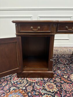 Klassiek-Engels-Oud-Antiek-Chesterfield-Vintage-Bureau-Desk-Partnerdesk-Groen-Leder