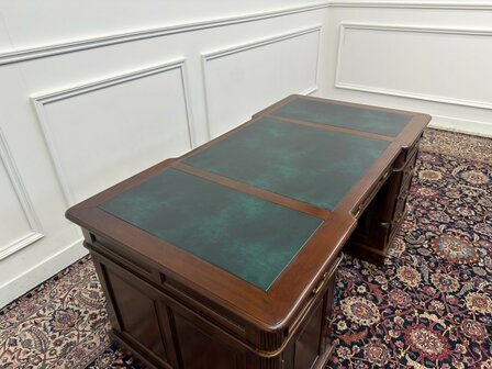 Klassiek-Engels-Oud-Antiek-Chesterfield-Vintage-Bureau-Desk-Partnerdesk-Groen-Leder