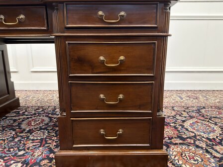 Klassiek-Engels-Oud-Antiek-Chesterfield-Vintage-Bureau-Desk-Partnerdesk-Groen-Leder