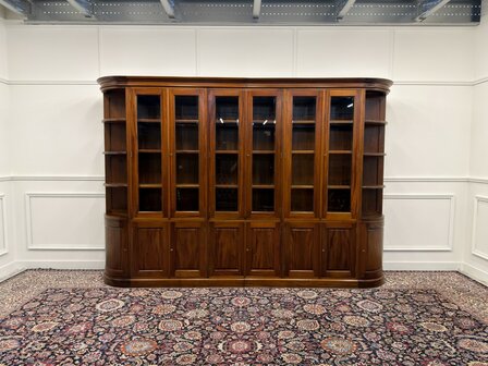 Klassiek-Engels-Oud-Antiek-Chesterfield-Vintage-Boekenkast-Bibiotheekkast-Buffetkast-Kast