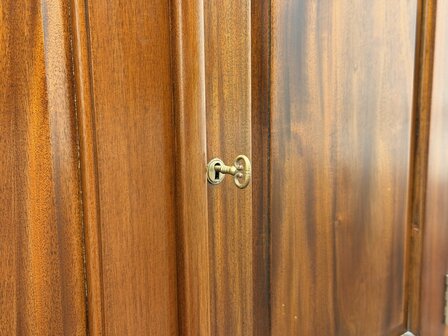 Klassiek-Engels-Oud-Antiek-Chesterfield-Vintage-Boekenkast-Bibiotheekkast-Buffetkast-Kast
