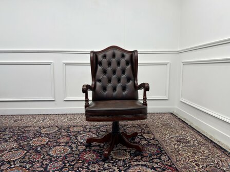Klassiek-Antiek-Engels-Oud-Chesterfield-Bureaustoel-Director-President-Chair-Bruin-Leder
