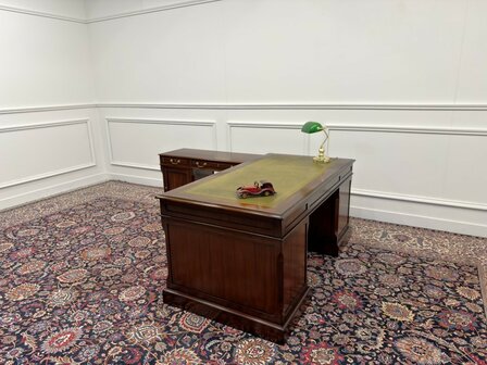 Klassiek-Antiek-Engels-Oud-Chesterfield-Originele-Globe-Wernicke-Bureau-Hoekbureau-Desk-Mahoniehout-Groen-Leder