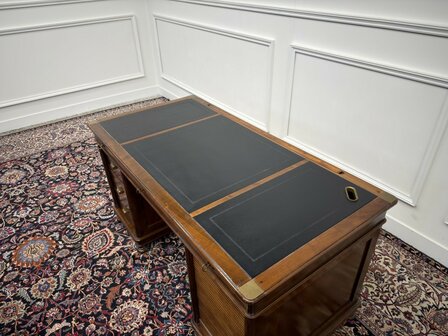 Klassiek-Antiek-Oud-Italiaans-Assi-D'asolo-Bureau-Desk-Kersenhout-Zwart-Leder