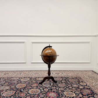 Klassiek-Engels-Italiaans--Antiek-Oud-Chesterfield-Globe-Barglobe-Vloermodel