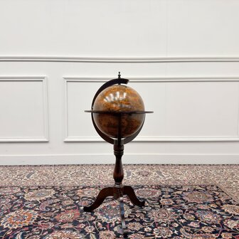 Klassiek-Engels-Italiaans--Antiek-Oud-Chesterfield-Globe-Barglobe-Vloermodel