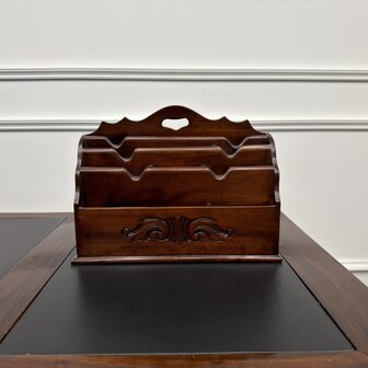 Klassieke-Engelse-mahonie-brievenhouder-organizer