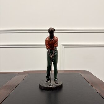 Antiek-brons-beeld-golfer-rood