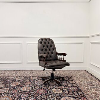 Klassiek-Antiek-Engels-Oud-Chesterfield-Bureaustoel-Desk-President-Chair-Bruin-Leder