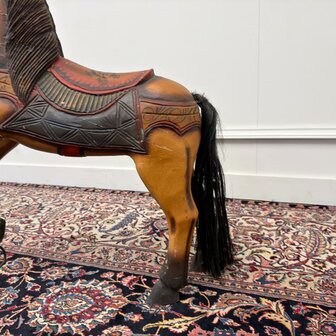 Klassiek-Oud-Antiek-Vintage-Kermis-Draaimolen-Paard-10