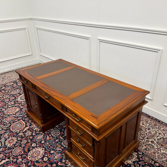 Klassiek-Engels-Antiek-Oud-Vintage-Chesterfield-Bureau-Desk-Bruin-Leder