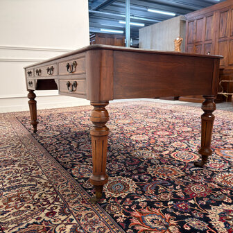 Klassiek-Engels-Antiek-Oud-Vintage-Chesterfield-Bureau-Desk-Schrijftafel-Groen-Leder
