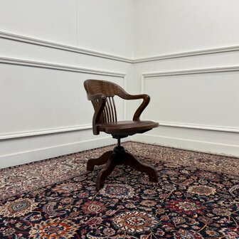 Klassiek-Antiek-Engels-Oud-Vintage-Chesterfield-Bureaustoel-Captain-Chair